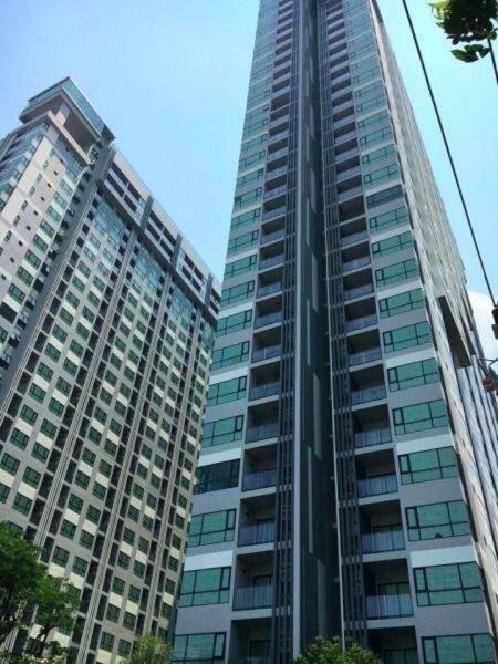 The Base Central Pattaya By Pattaya Holiday Экстерьер фото