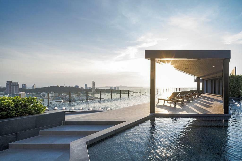 The Base Central Pattaya By Pattaya Holiday Экстерьер фото